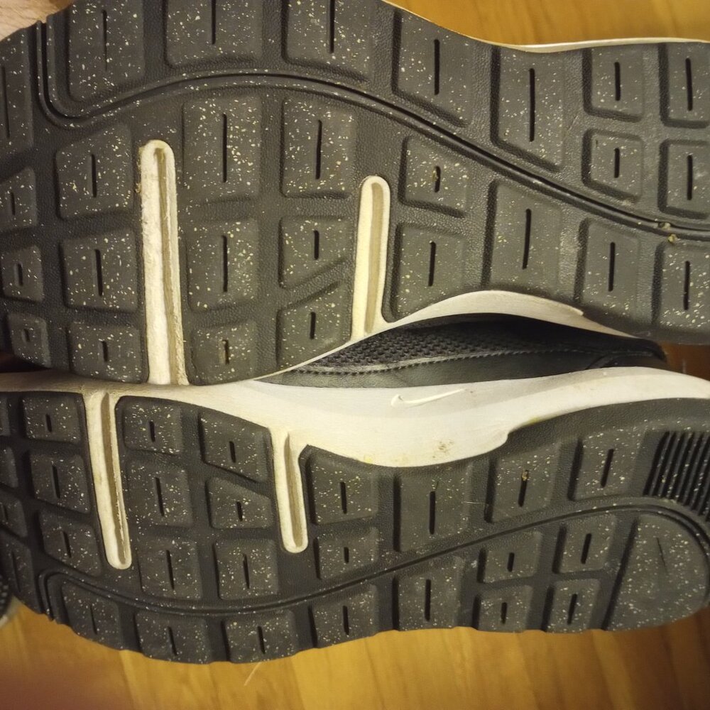 Nike Air Max Men's size 9 - Picture 2 of 6